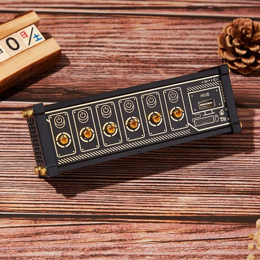 Creative Desktop Decoration with USB HUB