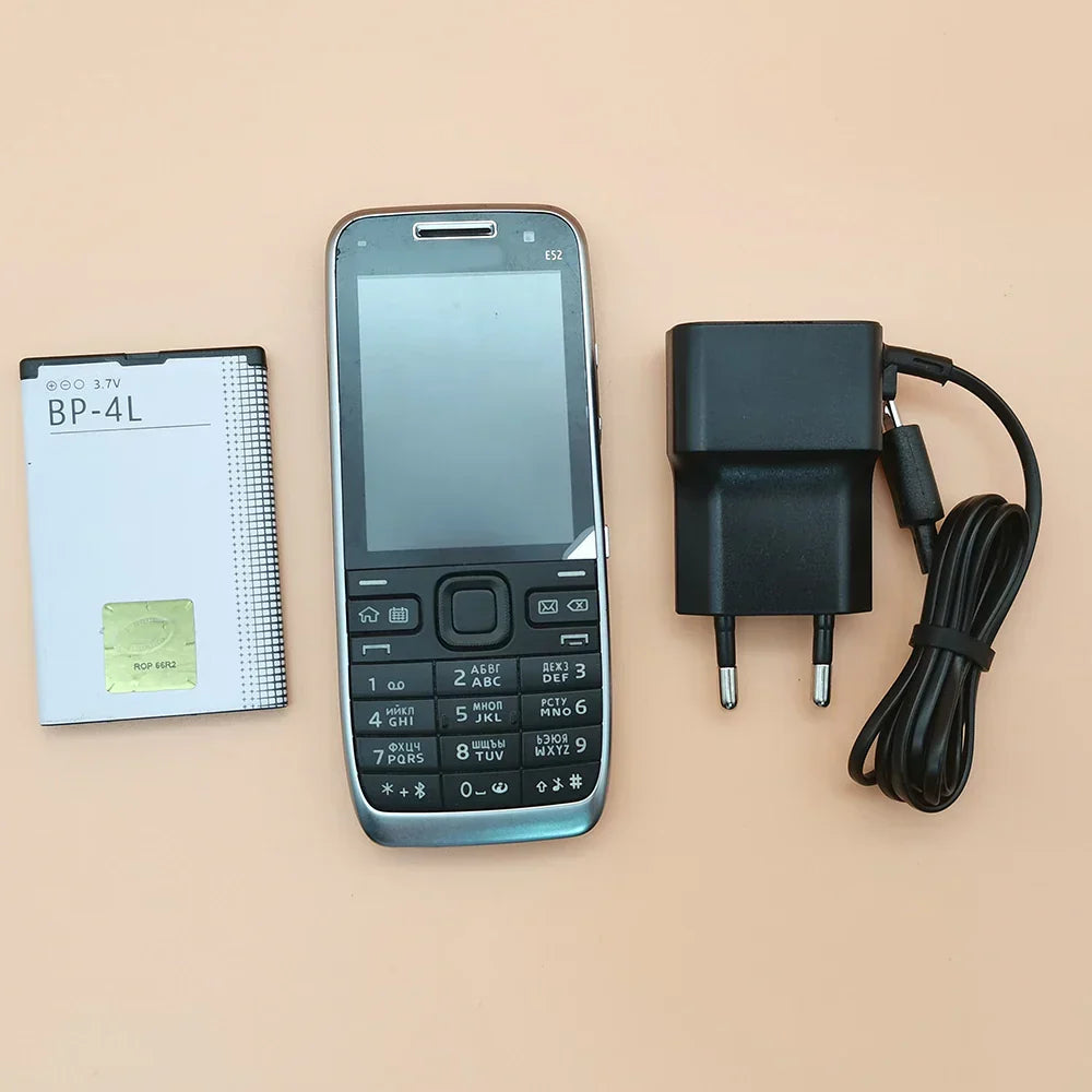 Nokia E52